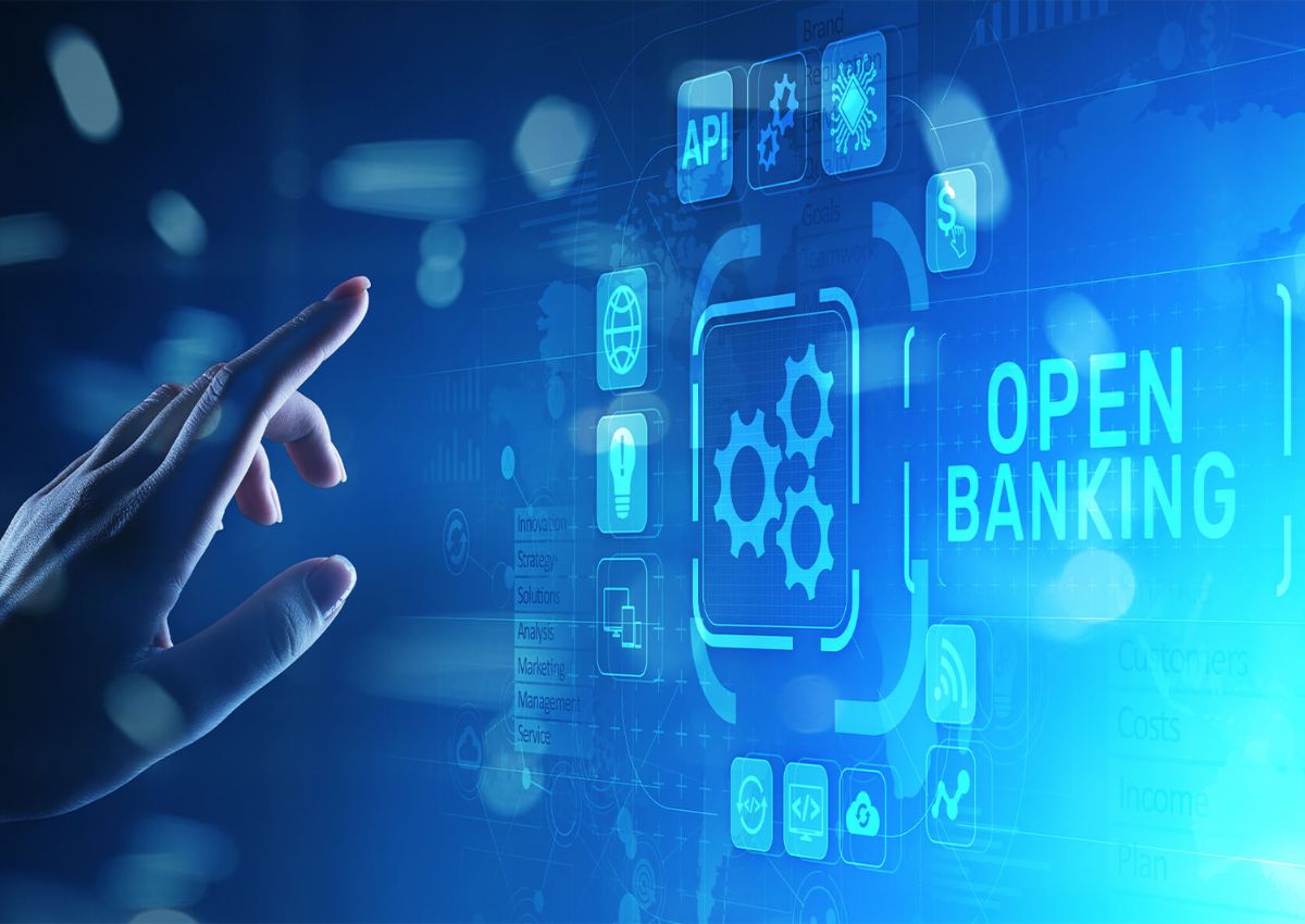 HOW FINTECH IS LEVERAGING ANALYTICS TO TRANSFORM BANKING EXPERIENCES