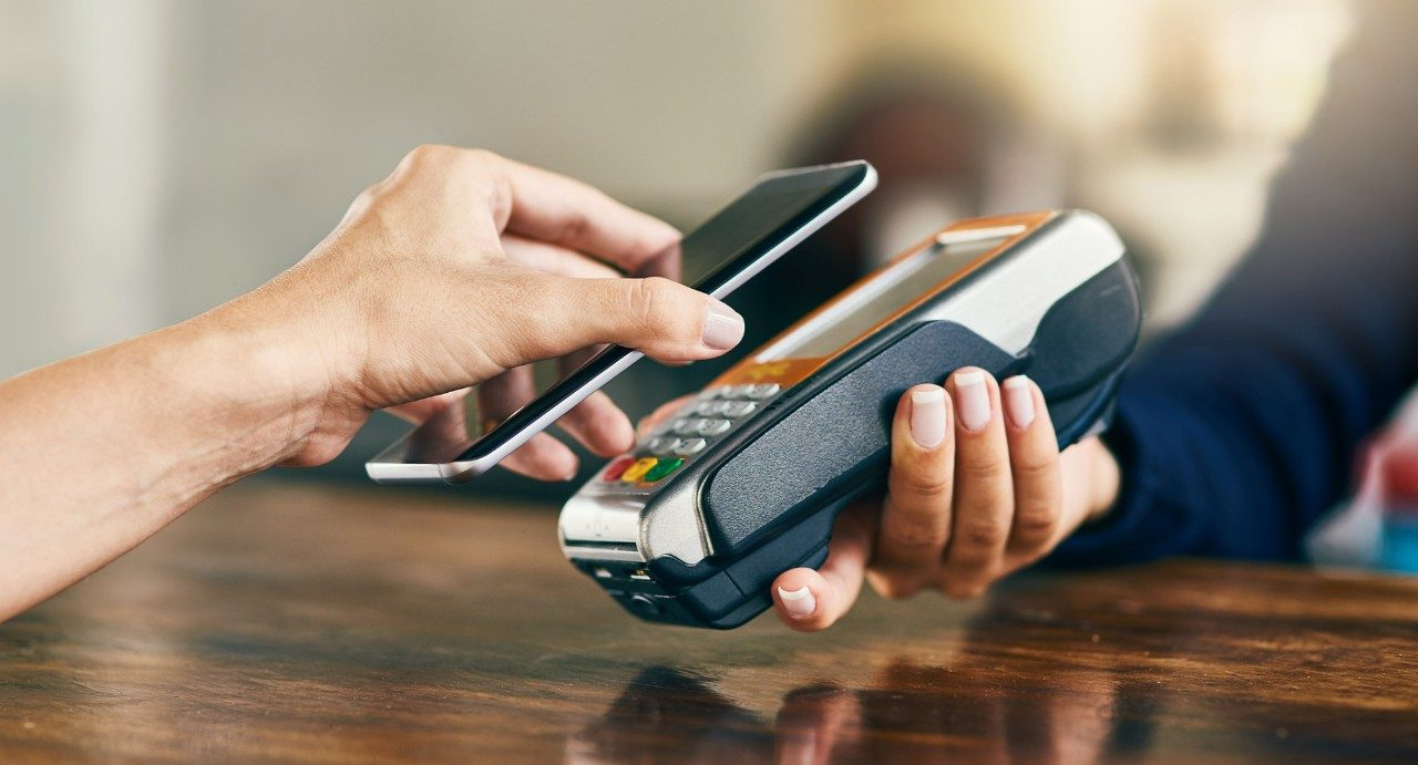 WHAT YOUR CUSTOMERS NEED FROM CONTACTLESS PAYMENT SYSTEMS